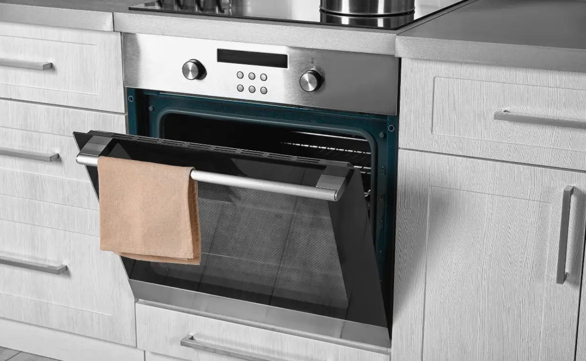 Causes and Solutions for Oven Door Not Closing Properly